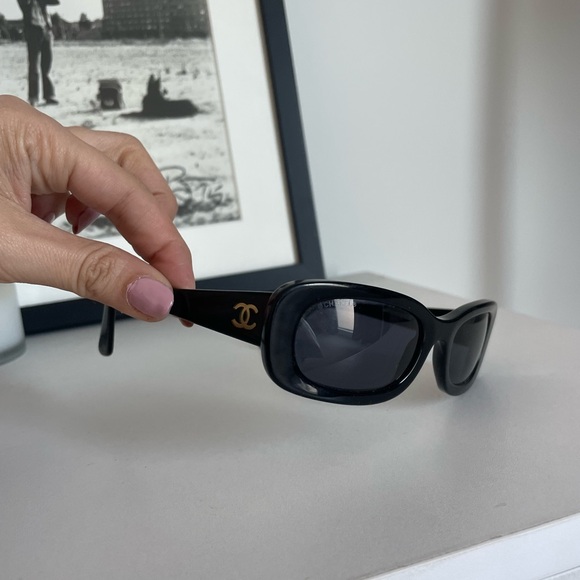 Authentic Chanel 5011 black Sunglasses Italy Y2K 90s Vintage! Rare! - Picture 5 of 10